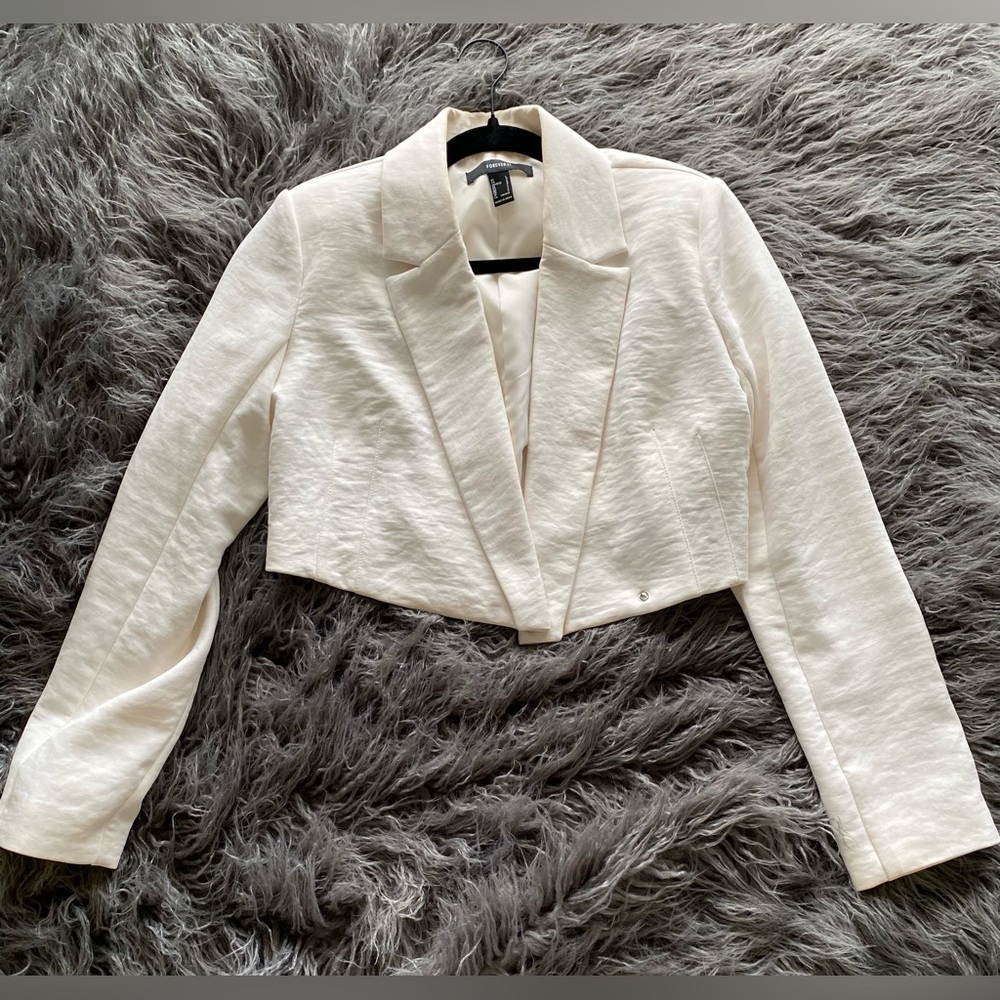 Forever 21 Cropped Blazer
